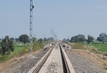 Photo of मुकुटबन-गढ़चंदूर के बीच बनेगी 38 किमी लंबी नई रेल लाइन; रेलवे ने मंजूर किए ₹493 करोड़