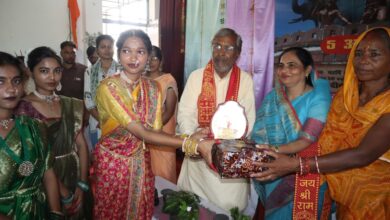 Photo of वीरांगना रानी दुर्गावती की 502वीं जयंती पर मझगवां में बड़ा उत्सव; राज्य मंत्री प्रतिमा बागरी ने समरस समाज का दिया संदेश