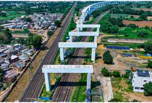 Photo of बुलेट ट्रेन परियोजना में बड़ी कामयाबी; वडोदरा में दिल्ली-मुंबई राजधानी मुख्य लाइन के ऊपर सभी 14 पोर्टल बीम निर्माण पूर्ण