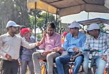 Photo of इंदारा-फेफना रेलखंड पर डीआरएम आशीष जैन का ट्रॉली निरीक्षण; समपार फाटकों पर गेटमैनों की ली संरक्षा परीक्षा