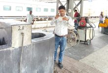 Photo of पूर्वोत्तर रेलवे का शुद्ध पेयजल महाअभियान; लखनऊ मंडल के 17 स्टेशनों पर क्लोरीन व बैक्टीरिया टेस्ट में पास हुआ पानी