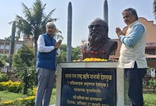Photo of ग्रामोदय विश्वविद्यालय में नानाजी देशमुख की जयंती पर दीपोत्सव; साथ ही छात्रों ने सुनी प्रधानमंत्री मोदी के ‘मन की बात’
