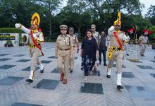 Photo of राष्ट्रीय पुलिस स्मारक पर आरपीएफ का भव्य बैंड प्रदर्शन, शहीद जवानों को दी श्रद्धांजलि