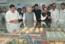 Photo of काशी रेलवे स्टेशन का 349 करोड़ से होगा कायाकल्प, नमो गंगा पुल का रेल मंत्री अश्विनी वैष्णव ने किया निरीक्षण